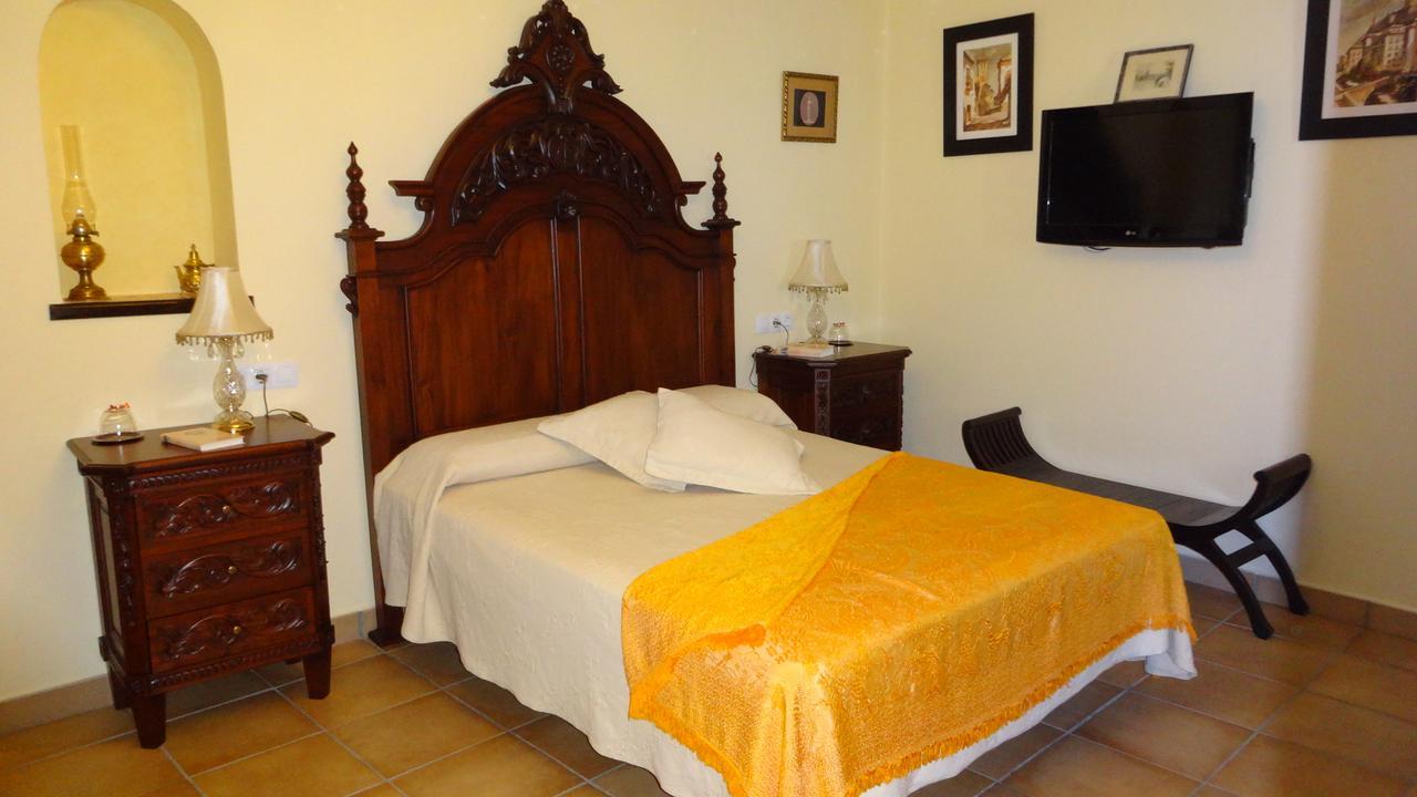 La Posada Del Infante ลา ปัวบลา เด ลอส อินฟานเตส ภายนอก รูปภาพ